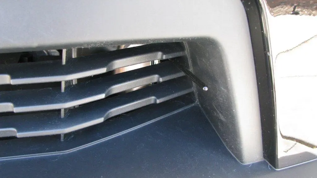 0000146_2012-15-camaro-zl1-big-gulp-series-air-scoopbrake-cooling-duct.webp